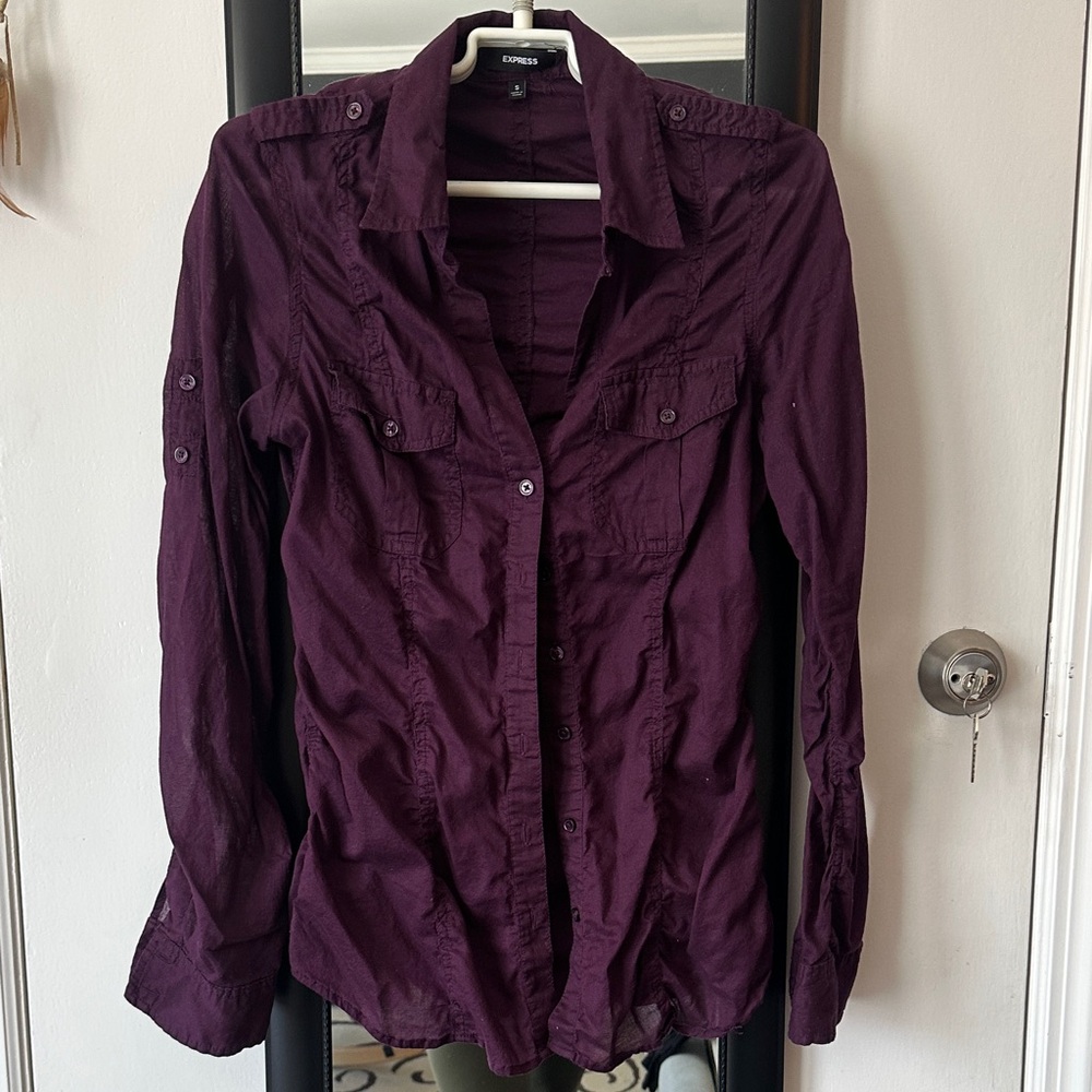 Express Women's Button-Down Shirt in Plum